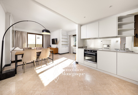 Appartement de 2 pièces avec terrasse et double parking