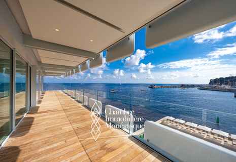 LUXURIOUS 3-BEDROOM APARTMENT WITH PANORAMIC VIEWS