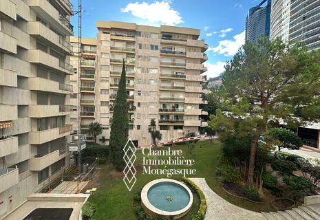 A VENDRE STUDIO USAGE MIXTE