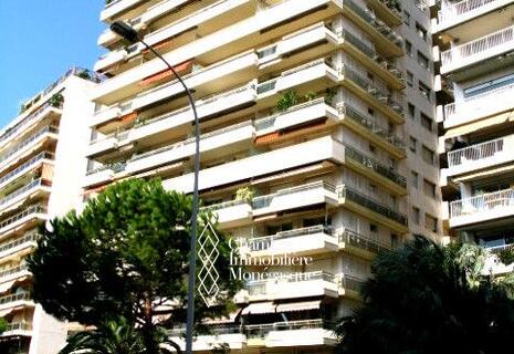 PARKING CHATEAU AMIRAL BLOC B