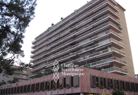 Emplacement de Parking-'Le Shangri-Là'