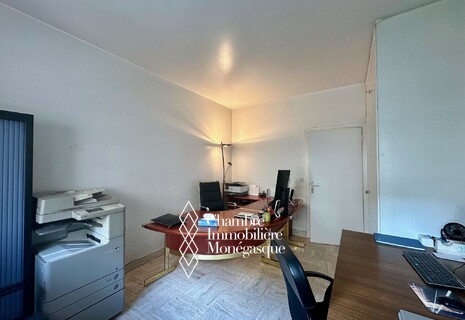 A VENDRE STUDIO USAGE MIXTE