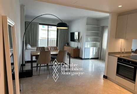 2 PIÈCES AVEC ÉCHAPPÉE MER AU LE CASTEL