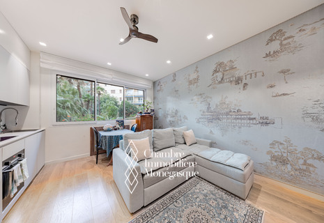 MAGNIFIQUE 2 PIECES CENTRAL