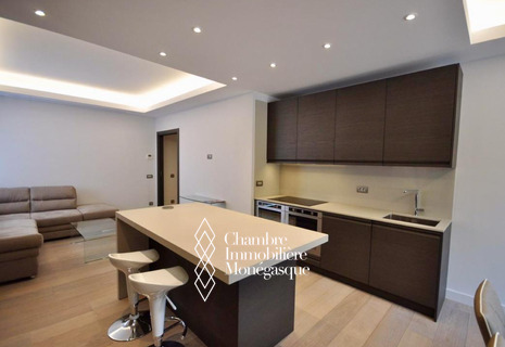 CHATEAU PERIGORD II: prestigious 5-room apartment