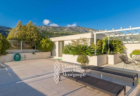 Triplex avec toit terrasse | 3 pièces au Jardin Exotique