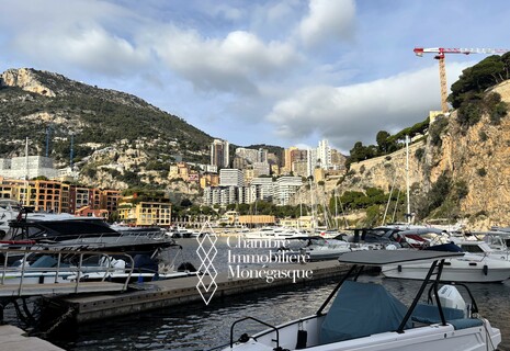 FONTVIELLE - GRAND LARGE - SPACIOUS OFFICES ON GROUND FLOOR