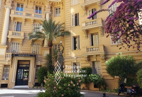 LOI 1235 - FRANZIDO PALACE - 15 boulevard du Jardin Exotique