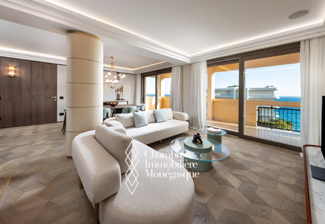 Exquisite furnished three-bedroom apartment with exquisite finishes