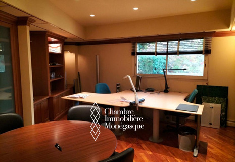 ROCAZUR / BUREAUX ET PARKINGS