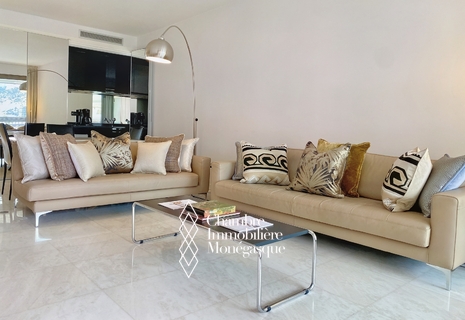 PRIME PARK PALACE, SALLE DE SPORT ET PISCINE