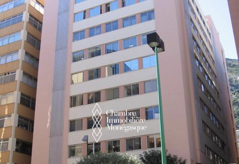 Fontvieille – grand plateau de bureaux à aménager, avec stockage