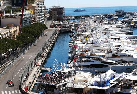 Spacious 2-bedroom | Race track position! | Parking included