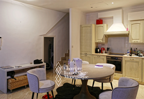 Bellissimo appartamento con 3 stanze nel cuore della Rocca