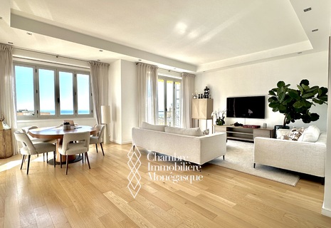 BOULEVARD DES MOULINS - 4 Pièces entièrement rénové