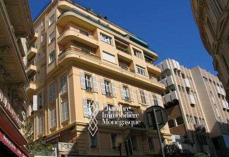 Les Lierres - très central-Charmant studio