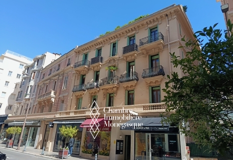 L'Ambassador - Boulevard des Moulins