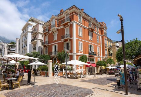 Grande Cave centre Condamine