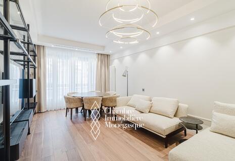 Elegant 2-bedroom apartment on Boulevard d'Italie