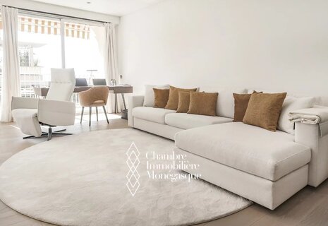 CHATEAU PERIGORD II - SPACIEUX 4 PIECES - vue sur la mer