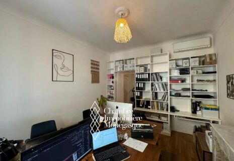 2P USAGE MIXTE AVEC PATIO – Rue de Millo