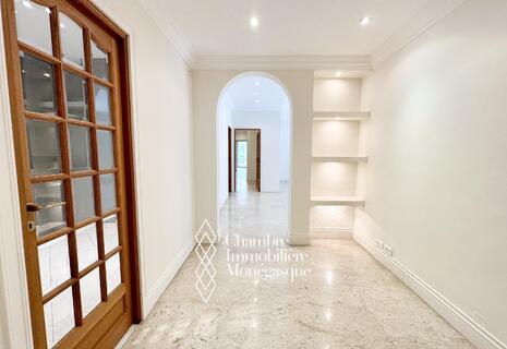 Appartement unique | 4 chambres | 3 parkings | Proche ISM