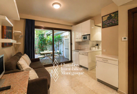 JARDIN EXOTIQUE: monolocale in affitto con giardino privato