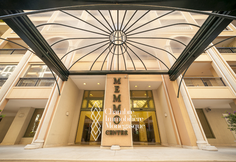 Memmo Center, 5 pièces avec vue port et mer