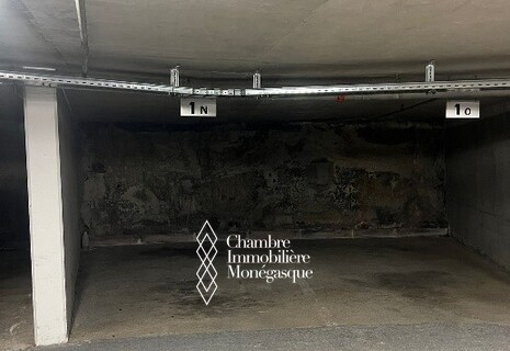 LA ROUSSE - ANNONCIADE - PARCHEGGIO