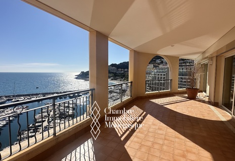 Magnifique appartement de 3 chambres avec vue panoramique sur la mer – Memmo Center