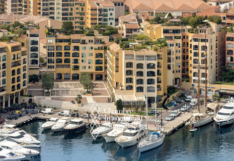 LOCAL COMMERCIAL AU CŒUR DE FONTVIEILLE