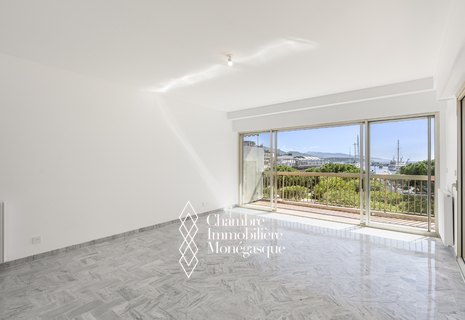 Exclusive 3-room apartment rental Monaco Port
