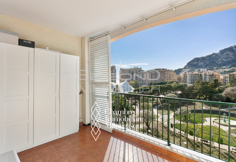 Vente Exclusivité appartement 2 pièces avec parking et cave à Monaco Fontvieille