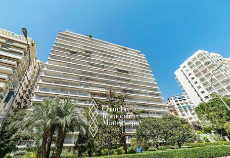 Parking Sale - La Rousse/ Saint Roman