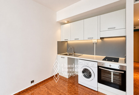 Le Donatello – Studio avec spacieuse loggia, parking et cave