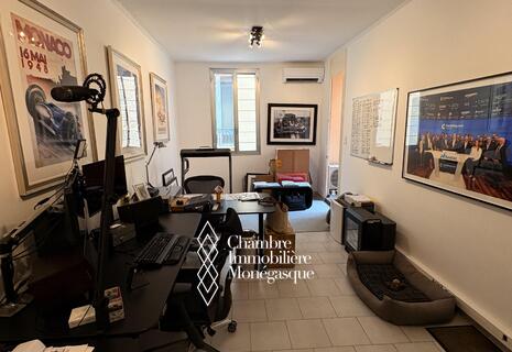 Studio a uso misto sul port