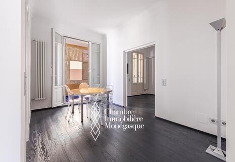 Exclusive listing – 3-bedroom apartment with terrace in the heart of Le Rocher