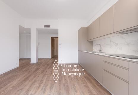Renovated | 2-bedroom apartment | Boulevard d'Italie
