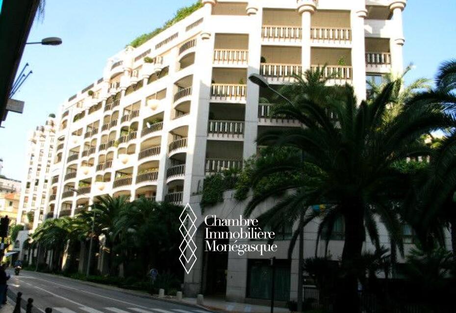 MONTE CARLO PALACE - PARKING