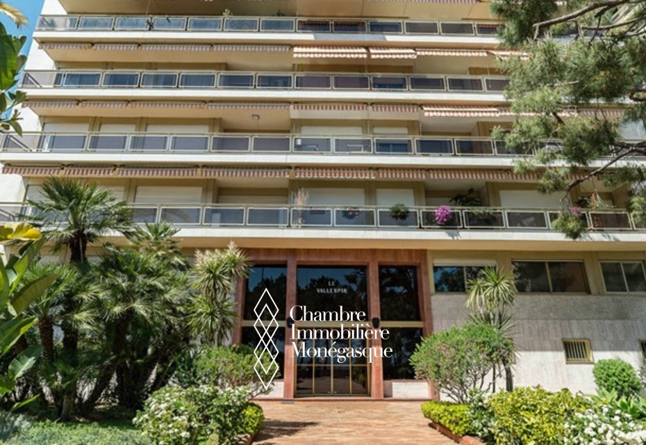 Monaco / Le Vallespir / Appartement mixte de 3/4 pièces ⤊