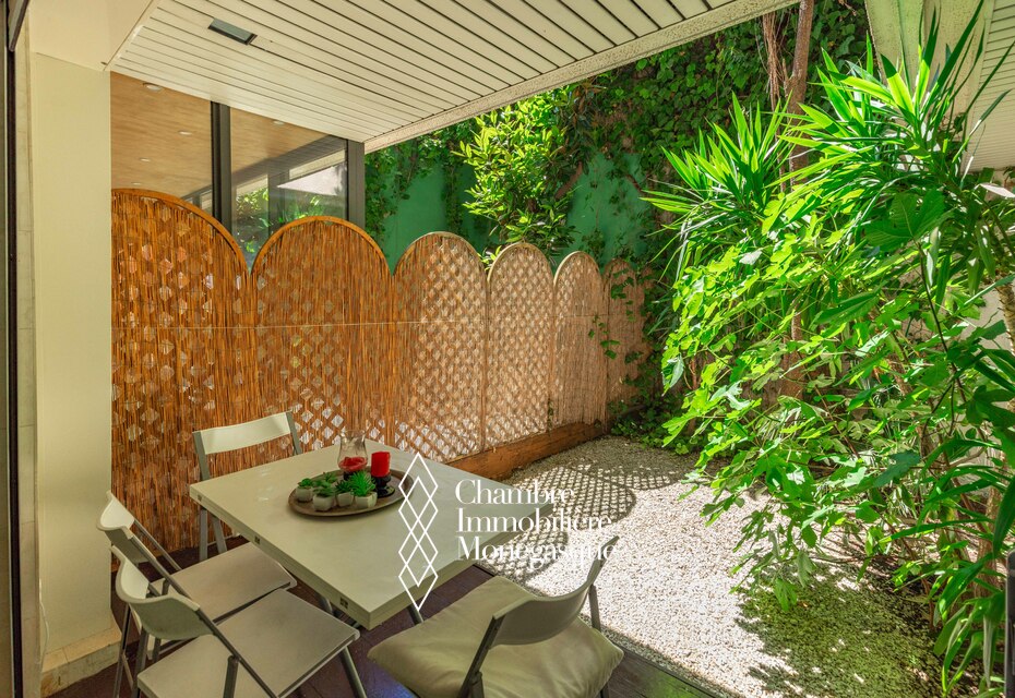 STUDIO MEUBLÉ AVEC JARDIN