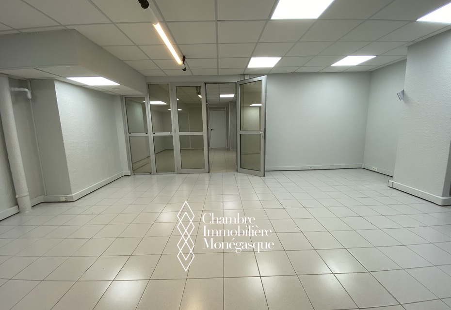 Les Ligures - Grands Bureaux dans une Résidence avec Piscine