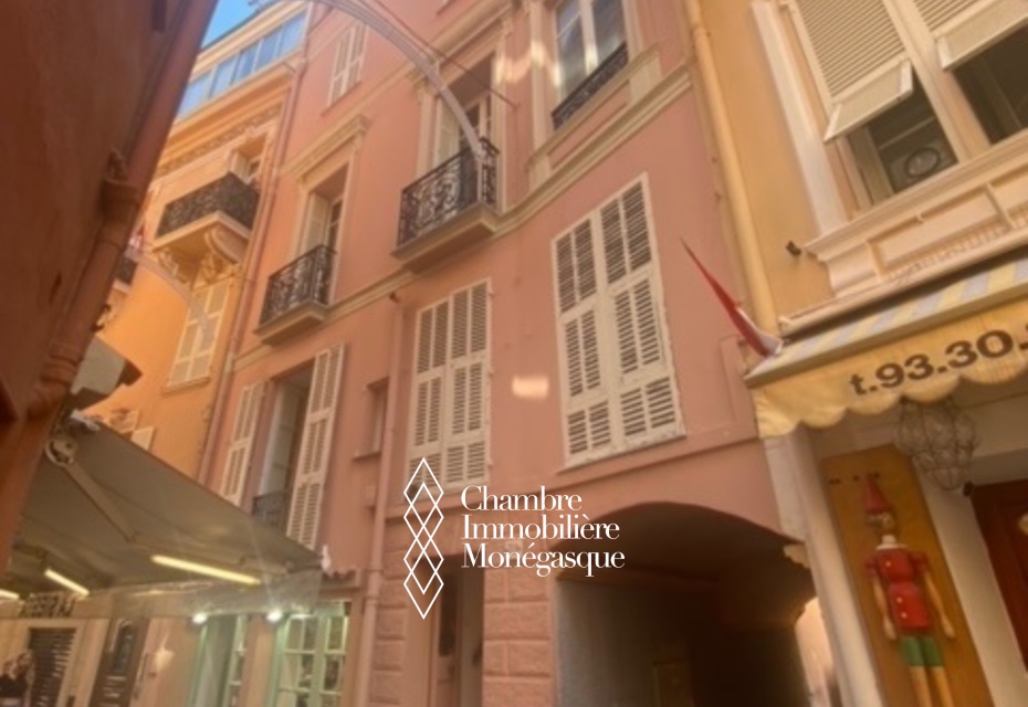 Monaco Ville - Rue Comte Félix Gastaldi - 3 pièces - loi 1235