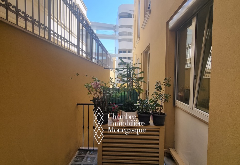 Monaco / Condamine / Atypique duplex de 2-3 pièces