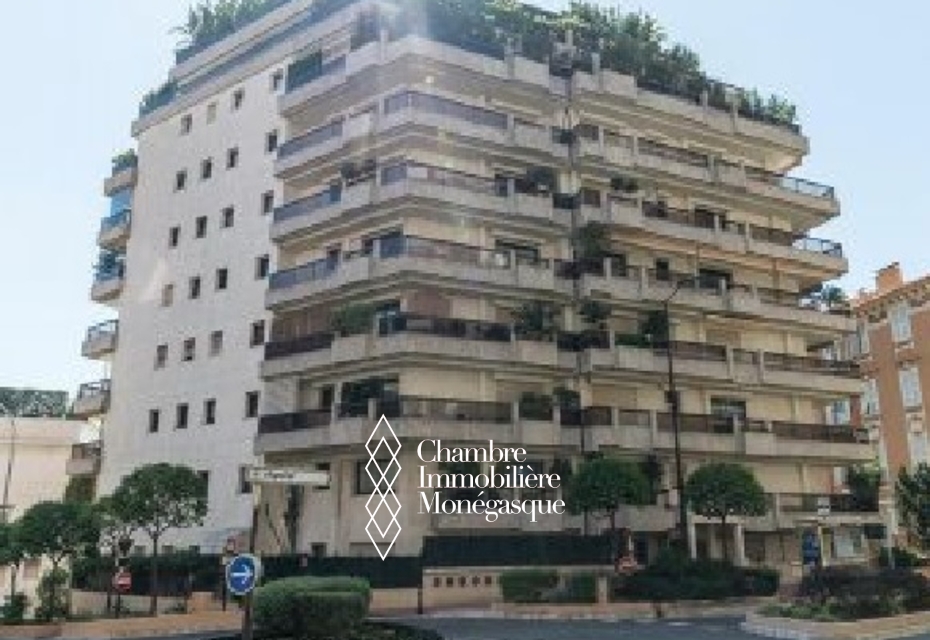 Studio entièrement rénové et meublé - Beverly Palace - Jardin privatif clôturé