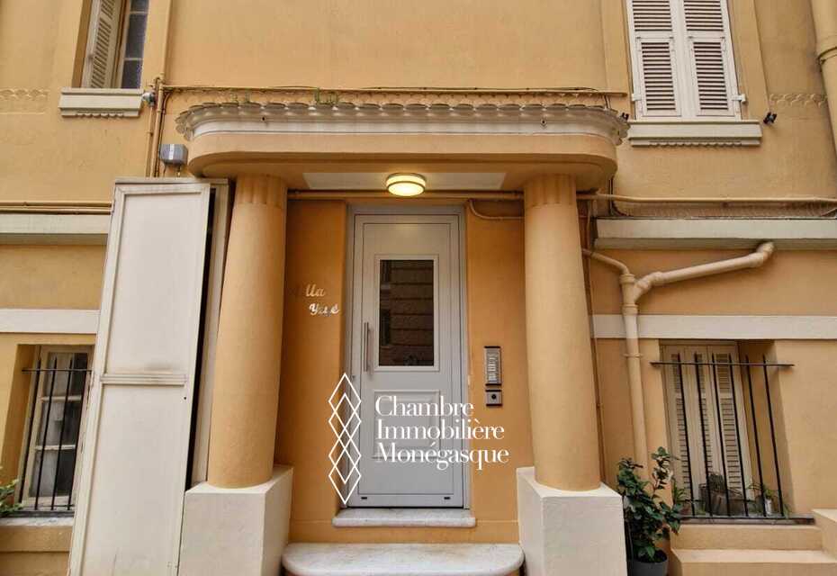 Bd de Belgique / Villa Yéyé / Appartement de 2 pièces à rénover