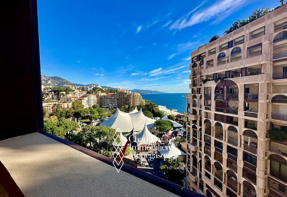 Très bel appartement au Seaside Plaza
