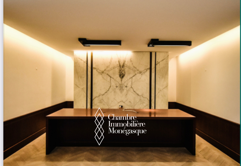 GRAND BUREAU - VILLA DEL SOLE