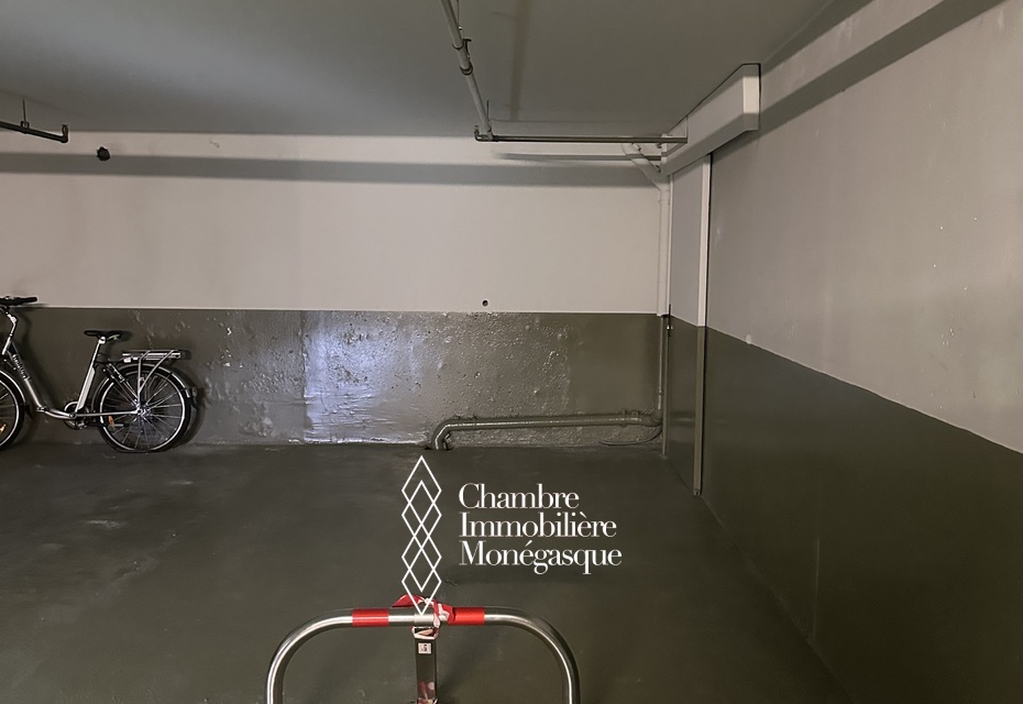 LOCATION PARKING CONDAMINE