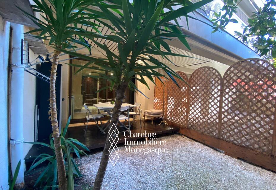 STUDIO MEUBLE AVEC JARDIN